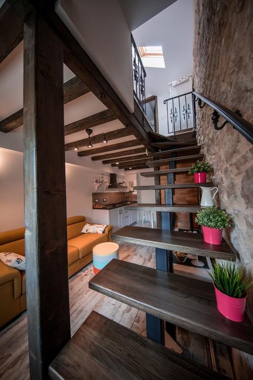 Riva Suite 2 Komiža 外观 照片